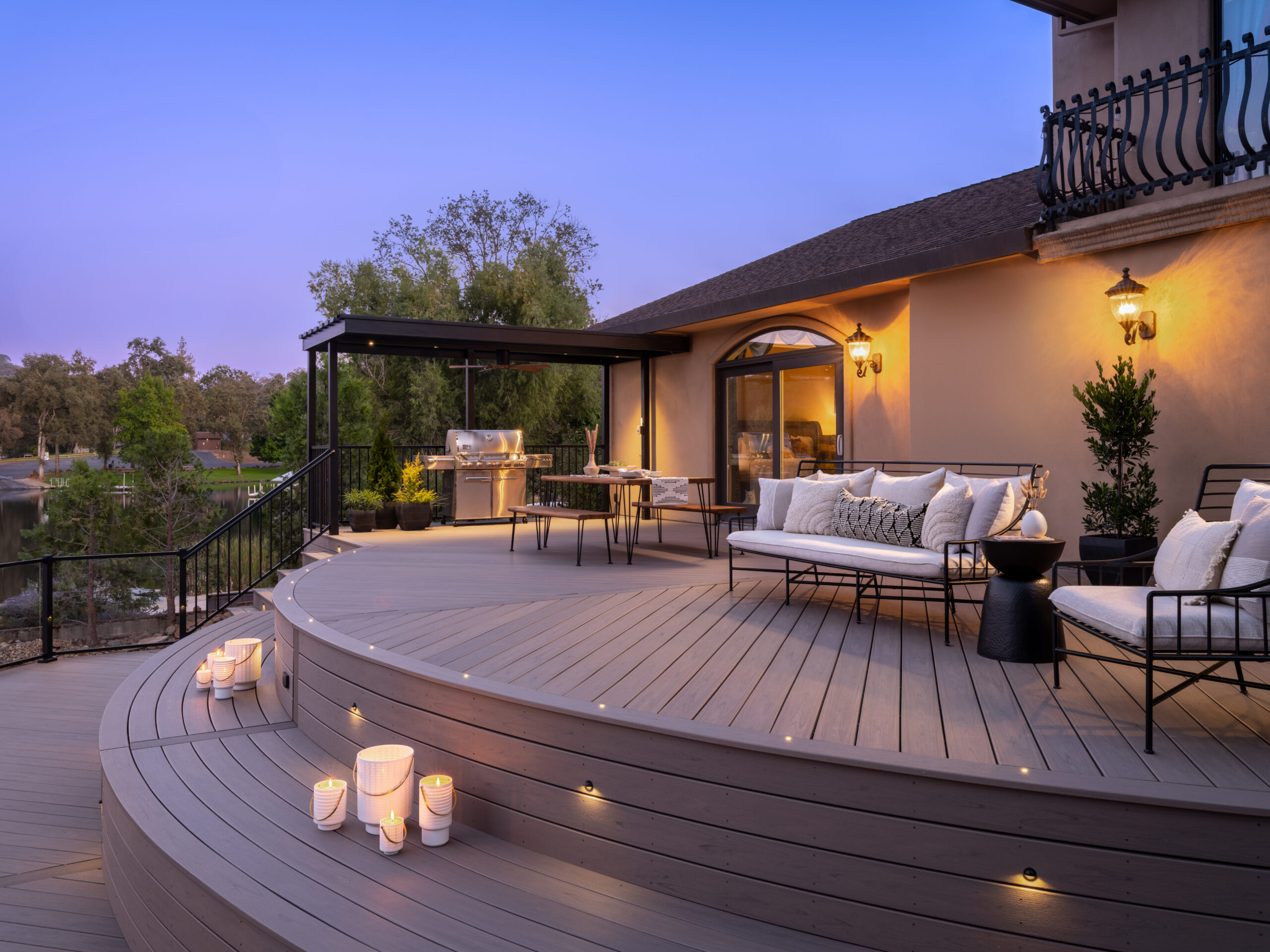 Trex Transcend Lineage Decking